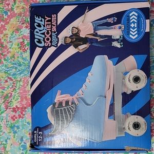 Girls Skates 🙎‍♀️💜🙎🏽‍♀️